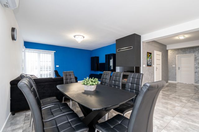 dom wolnostojący, 4 pokoje Jedlec. Zdjęcie 3