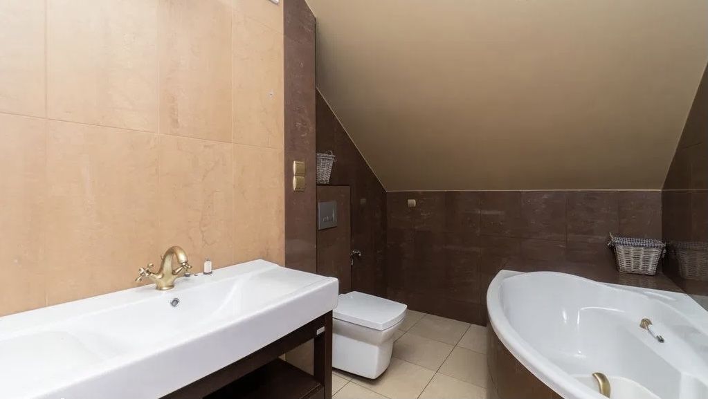 Nieruchomość komercyjna Chobędza. Zdjęcie 9