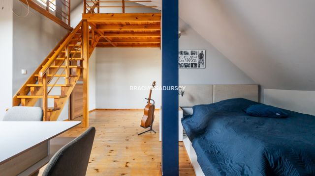 dom wolnostojący, 8 pokoi Kraków Swoszowice, ul. Jeździecka. Zdjęcie 10