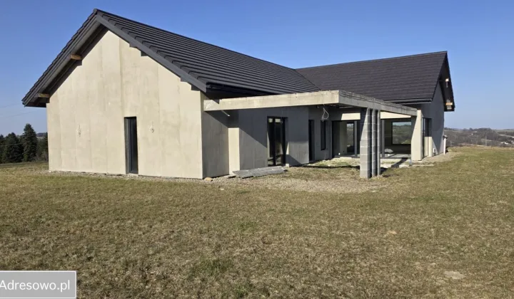 dom wolnostojący, 5 pokoi Ciężkowice