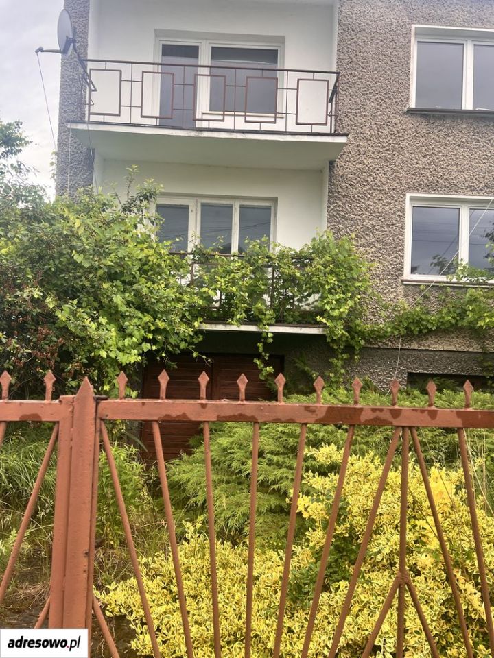 dom wolnostojący, 6 pokoi Częstochowa Stradom. Zdjęcie 1