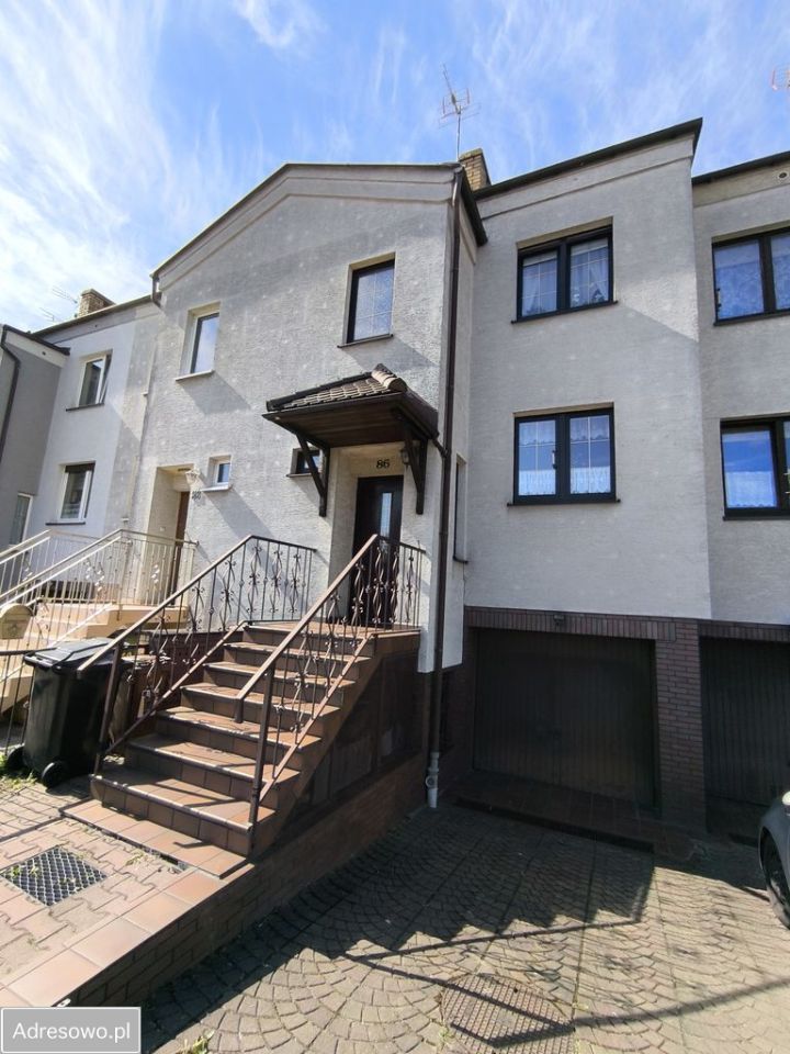 dom szeregowy, 5 pokoi Skórzewo, ul. Kwiatowa. Zdjęcie 1