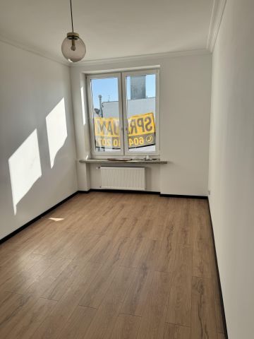 Mieszkanie 3-pokojowe Wrocław Stare Miasto, ul. Sądowa. Zdjęcie 9