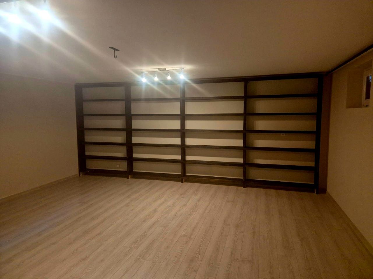 dom wolnostojący, 5 pokoi Giełczyn. Zdjęcie 19