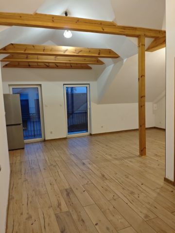 Mieszkanie 3-pokojowe Końskie, ul. Browarna. Zdjęcie 1