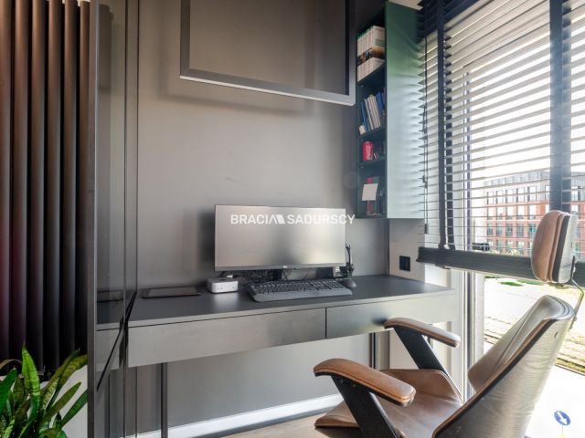 Mieszkanie 2-pokojowe Kraków Podgórze, ul. Stanisława Klimeckiego. Zdjęcie 2