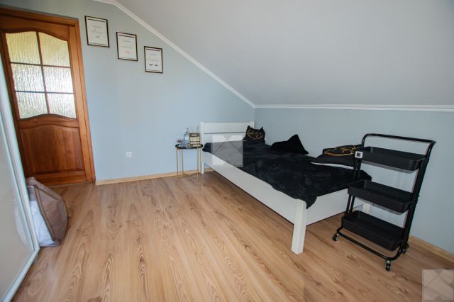 dom wolnostojący, 5 pokoi Skolin. Zdjęcie 19