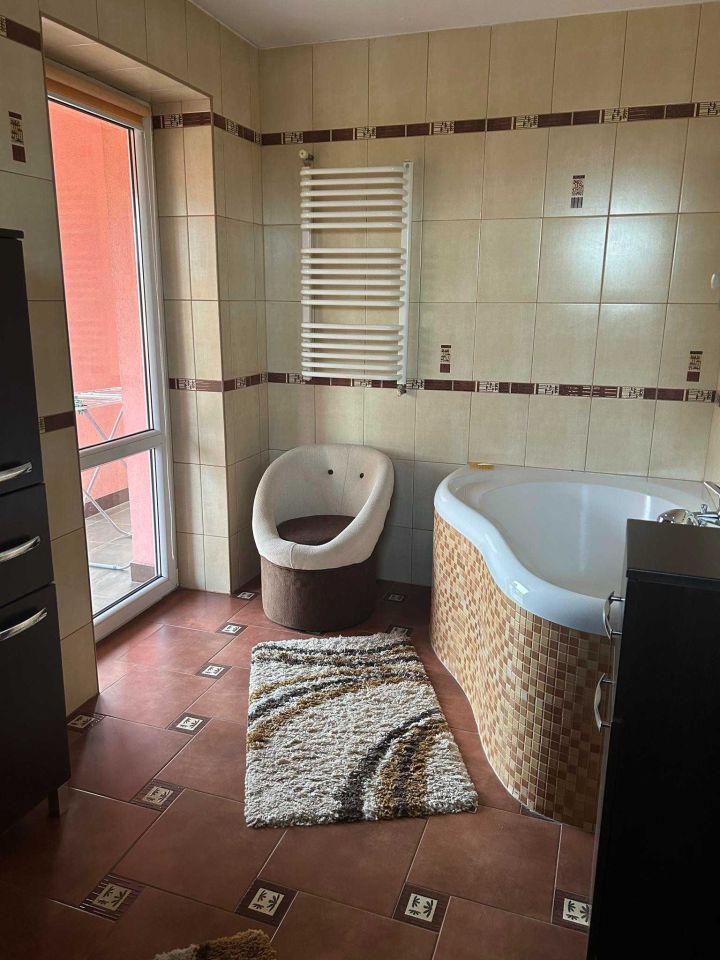 dom wolnostojący, 7 pokoi Urszulin. Zdjęcie 6