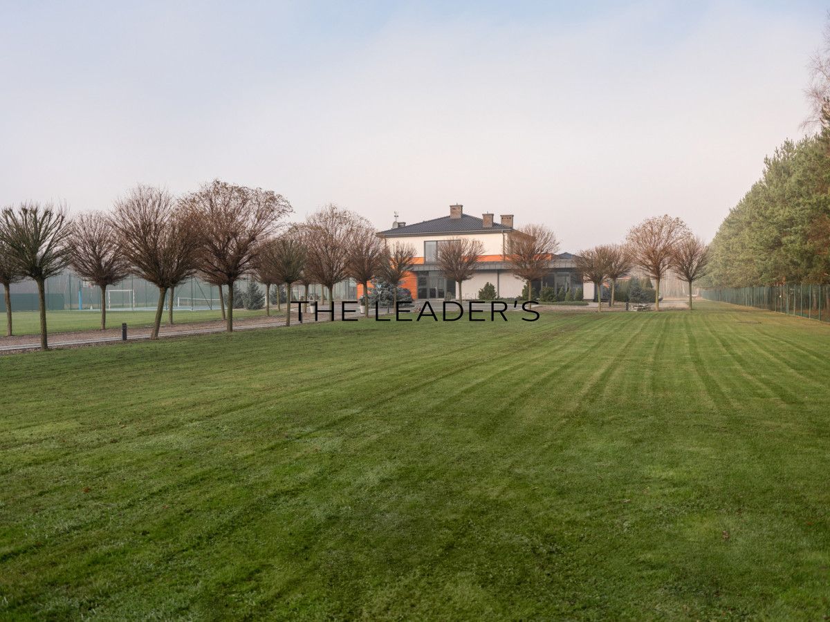 dom wolnostojący, 8 pokoi Kampinos. Zdjęcie 22