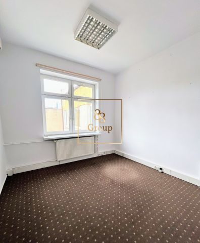 Biuro Warszawa Praga-Południe, ul. Niekłańska. Zdjęcie 1