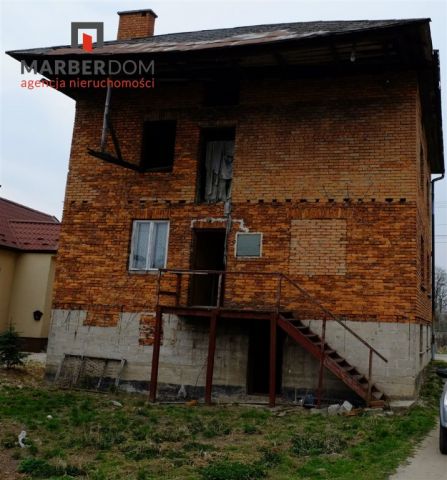 dom wolnostojący, 6 pokoi Borzęcin. Zdjęcie 1