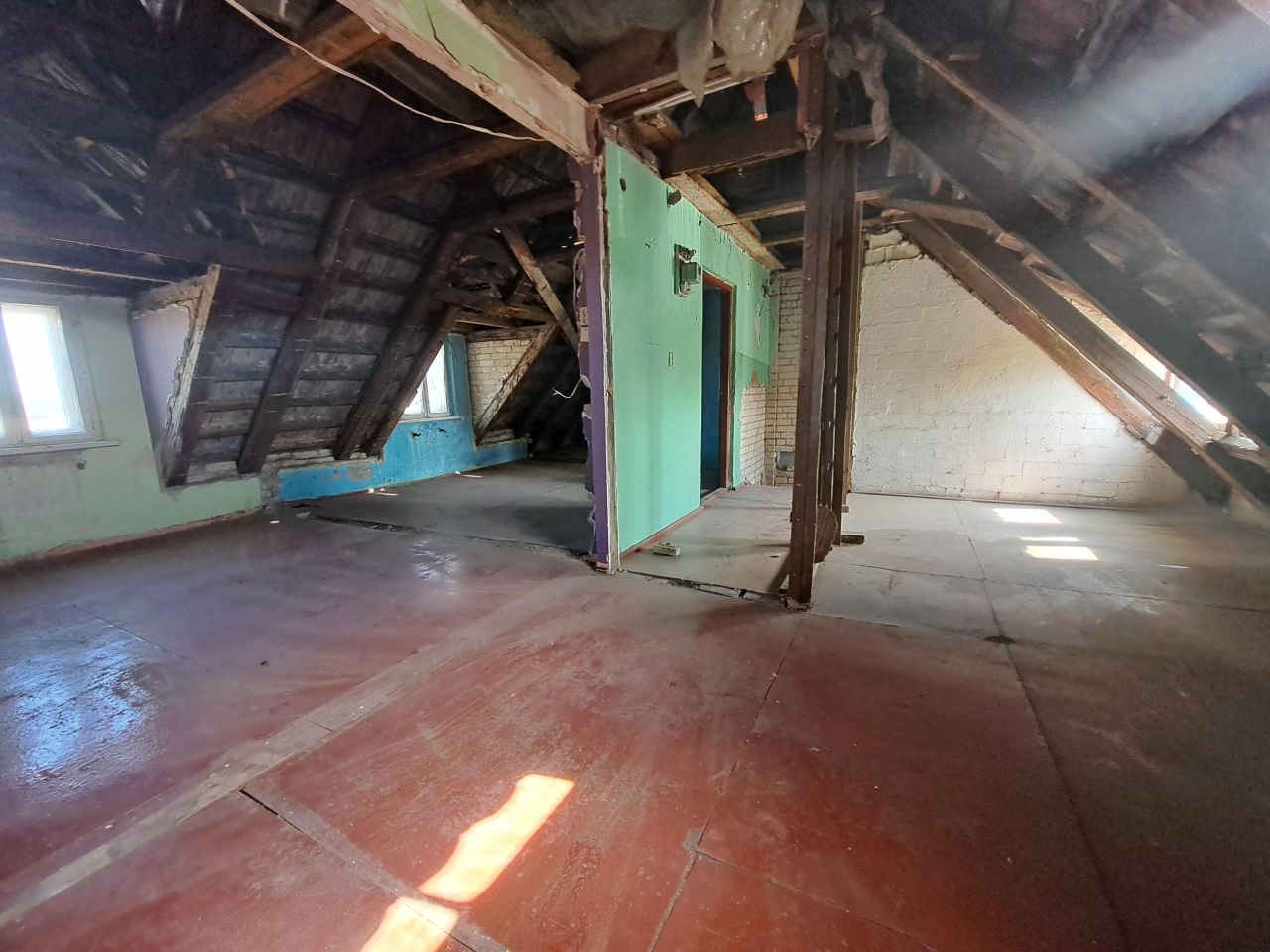 bliźniak, 5 pokoi Gola. Zdjęcie 18