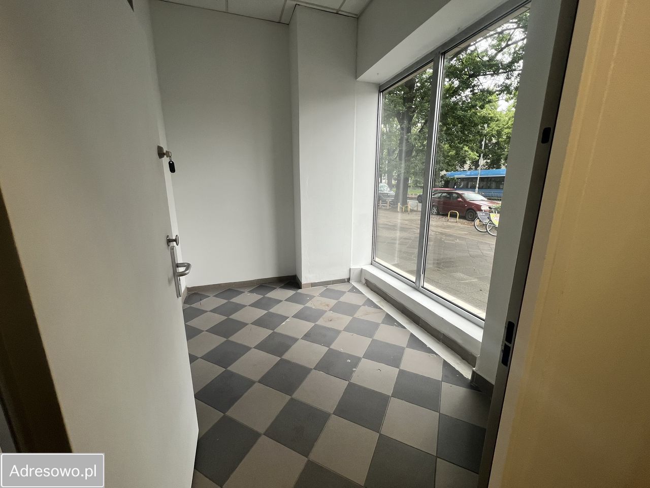Lokal Wrocław Biskupin, ul. Karola Olszewskiego. Zdjęcie 7