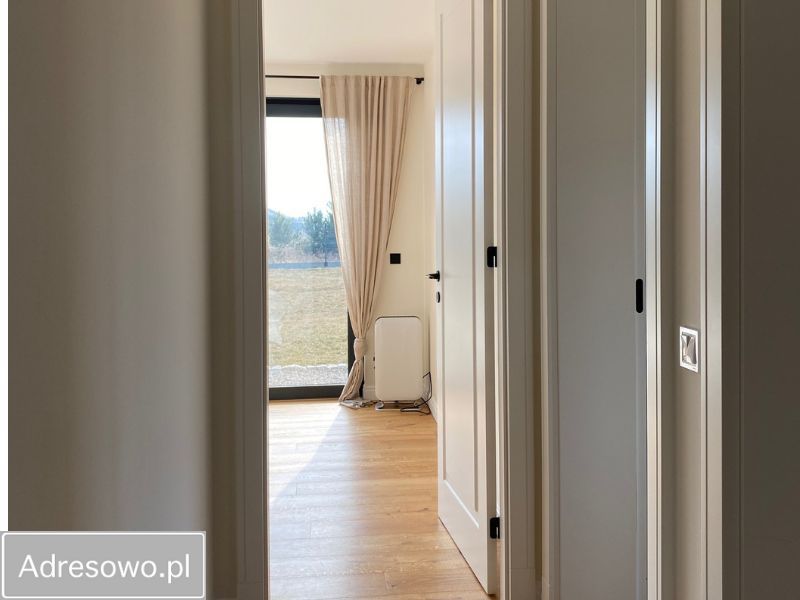 dom wolnostojący, 5 pokoi Stare Babice. Zdjęcie 8