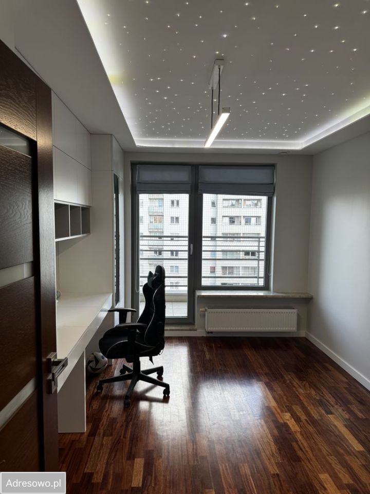 Mieszkanie 3-pokojowe Warszawa Gocław, ul. Jana Nowaka-Jeziorańskiego. Zdjęcie 12