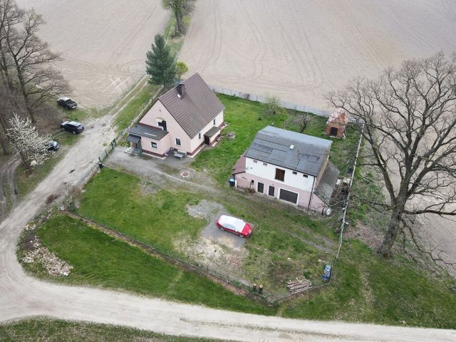 dom wolnostojący, 4 pokoje Przydroże Małe. Zdjęcie 5