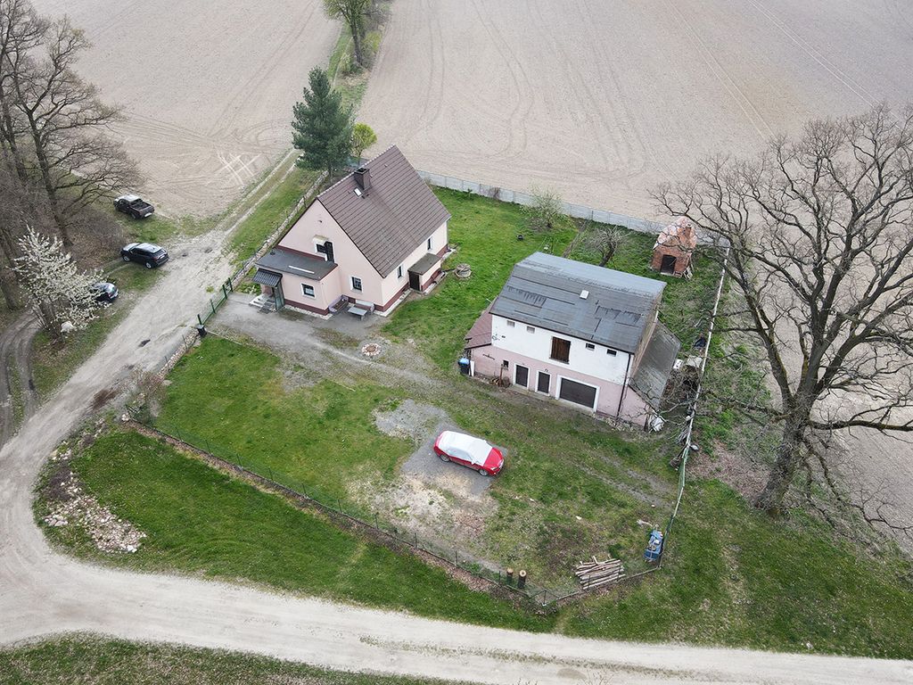 dom wolnostojący, 4 pokoje Przydroże Małe. Zdjęcie 5