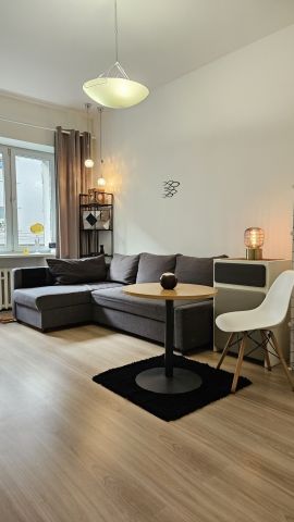 Mieszkanie 2-pokojowe Gdynia Śródmieście, ul. Warszawska. Zdjęcie 1