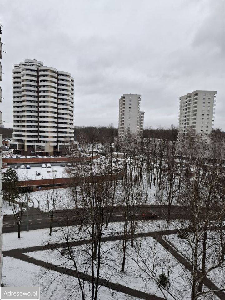 Mieszkanie 3-pokojowe Katowice os. Tysiąclecia, ul. Tysiąclecia. Zdjęcie 5