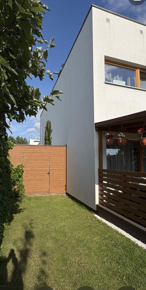 dom szeregowy, 3 pokoje Dąbrówka, ul. Różany Zakątek. Zdjęcie 18