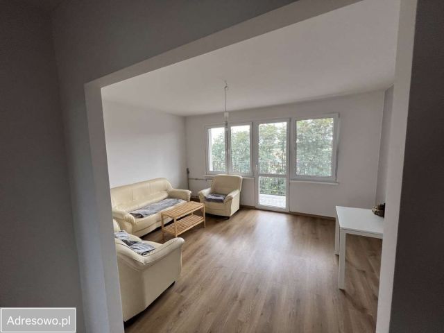 Mieszkanie 3-pokojowe Łowicz, ul. Kaliska. Zdjęcie 1