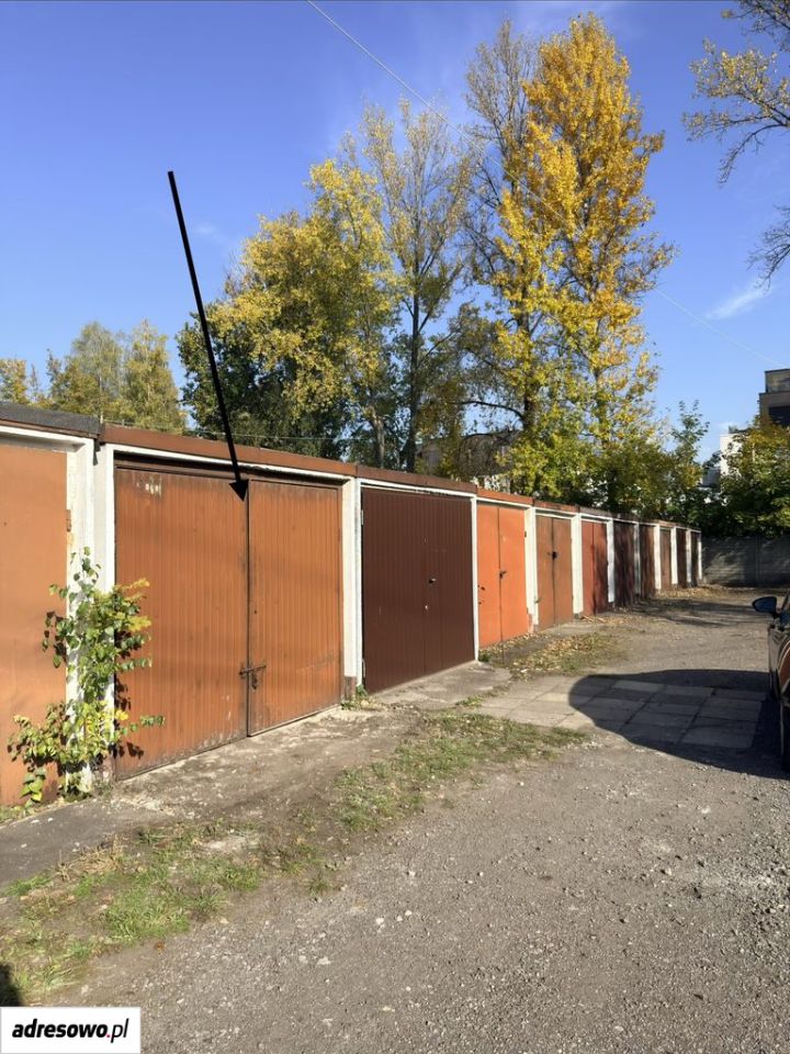Garaż/miejsce parkingowe Katowice Brynów, ul. Alfonsa Zgrzebnioka. Zdjęcie 3
