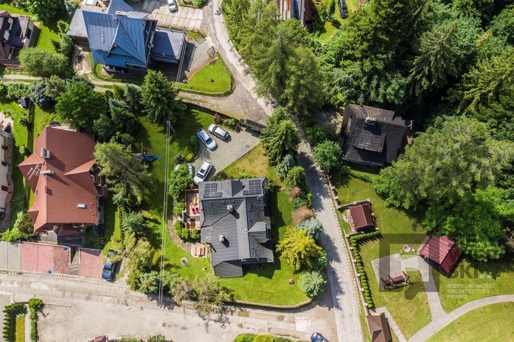 dom wolnostojący, 6 pokoi Kościelisko. Zdjęcie 31