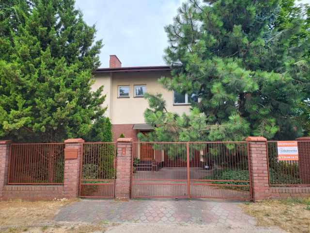 dom wolnostojący, 5 pokoi Mława Centrum, ul. Mazurska. Zdjęcie 1