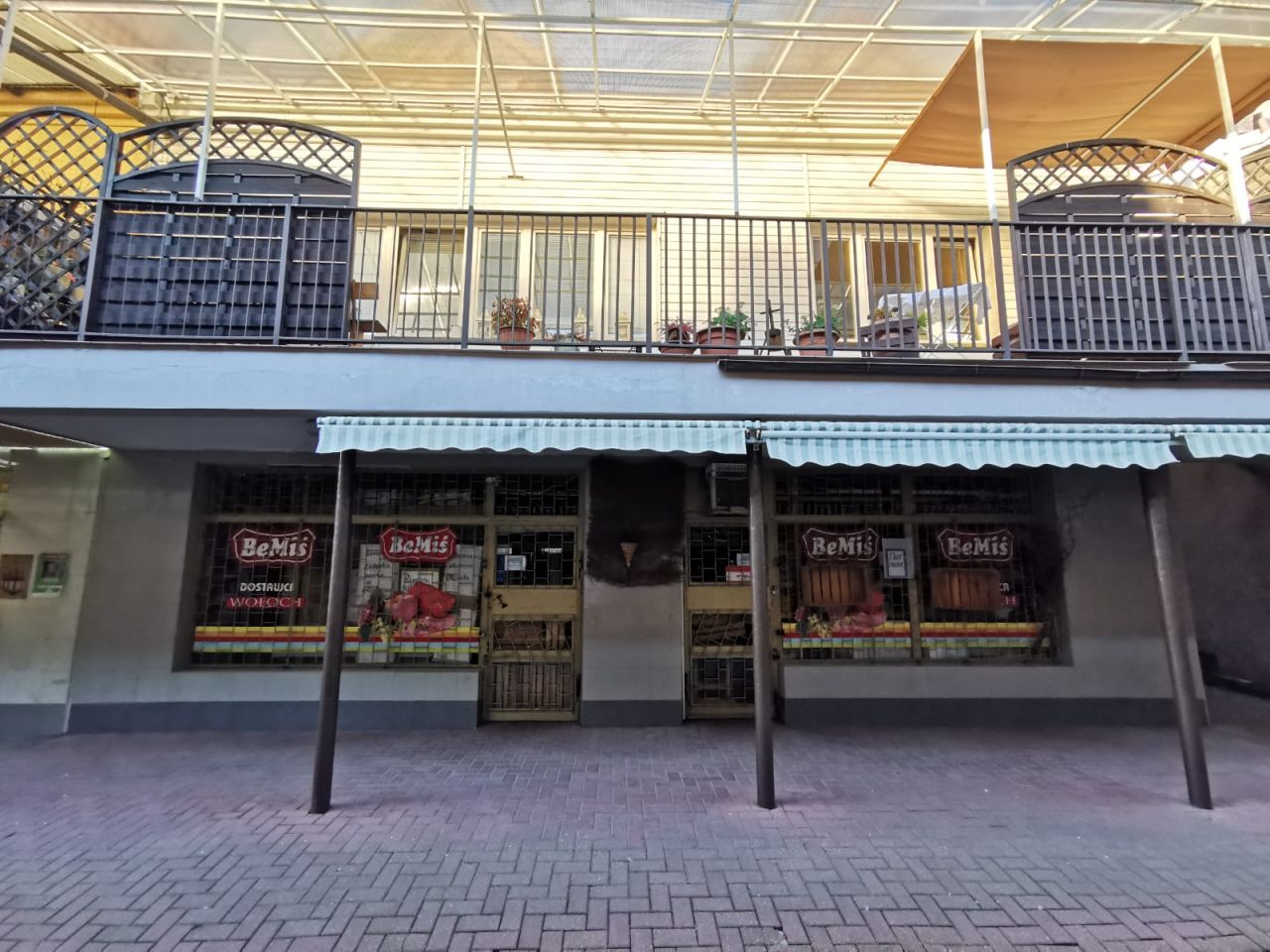 Nieruchomość komercyjna Kraków Mistrzejowice, os. Złotego Wieku. Zdjęcie 2