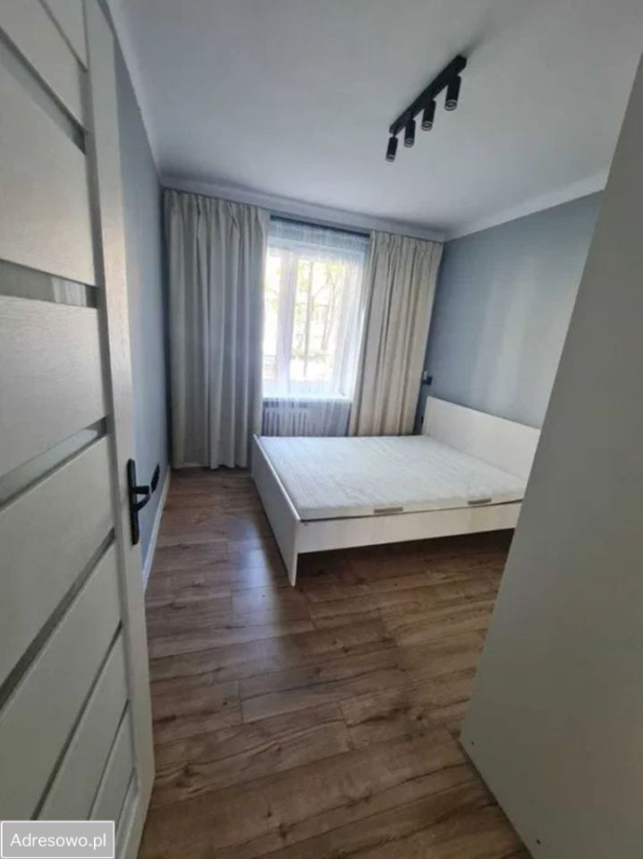 Mieszkanie 3-pokojowe Kraków Nowa Huta, os. Szkolne. Zdjęcie 4