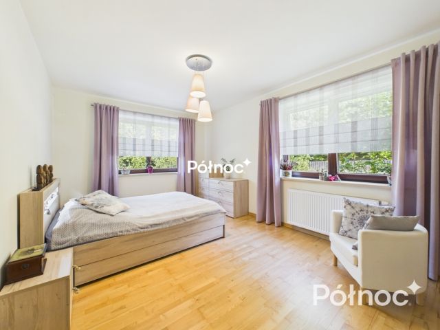 dom wolnostojący, 9 pokoi Osieczany. Zdjęcie 8