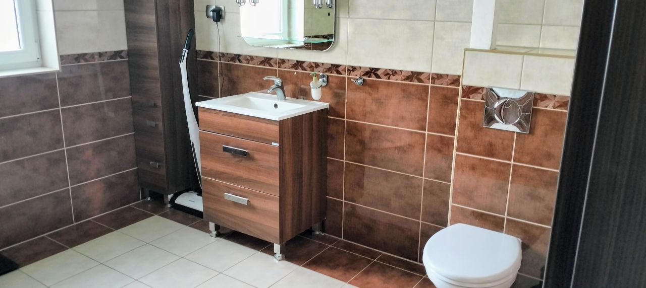 dom wolnostojący, 4 pokoje Bogatynia, ul. Rotmistrza Witolda Pileckiego. Zdjęcie 6