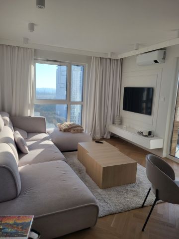 Mieszkanie 3-pokojowe Gdańsk Letnica, ul. Starowiejska. Zdjęcie 1