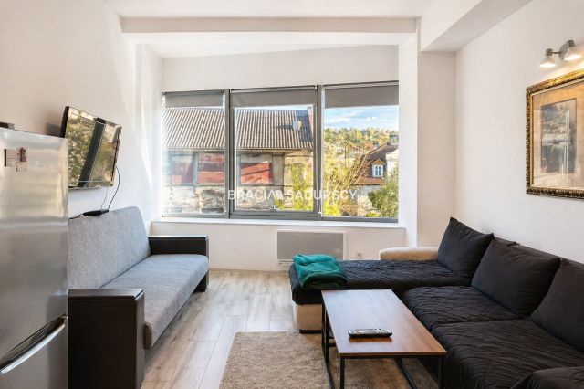 Mieszkanie 2-pokojowe Myślenice, ul. 3 Maja. Zdjęcie 2