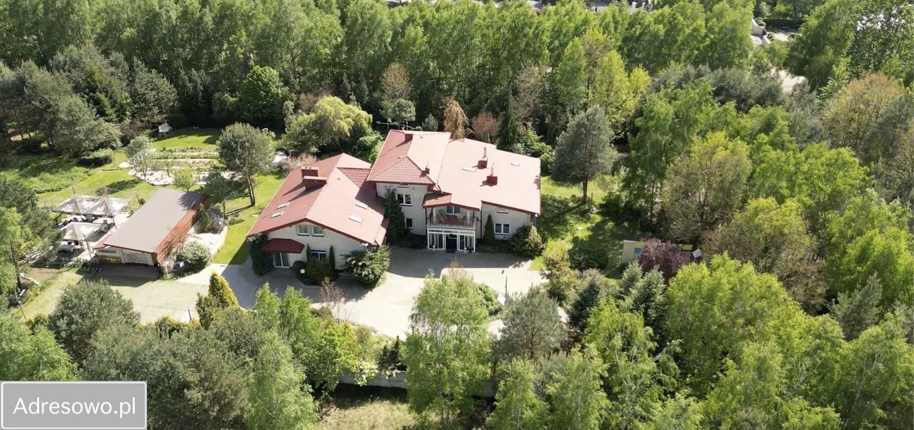 dom wolnostojący, 13 pokoi Częstochowa Grabówka, ul. Heraklesa. Zdjęcie 4