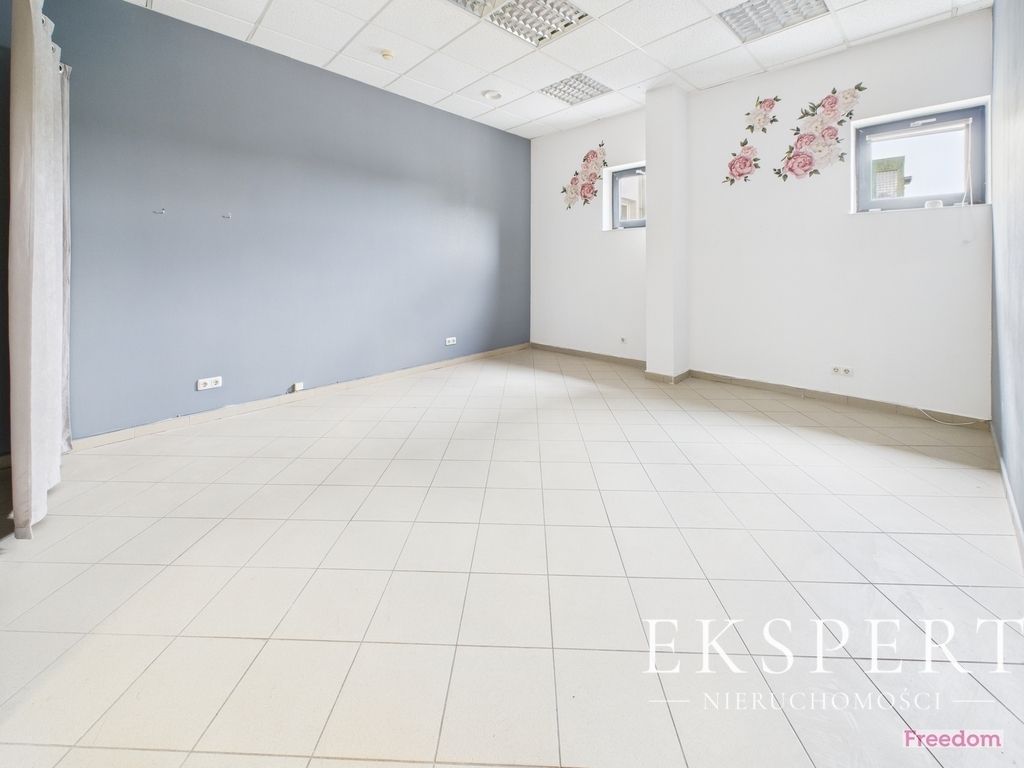 Lokal Koszalin, pl. Zwycięstwa. Zdjęcie 3