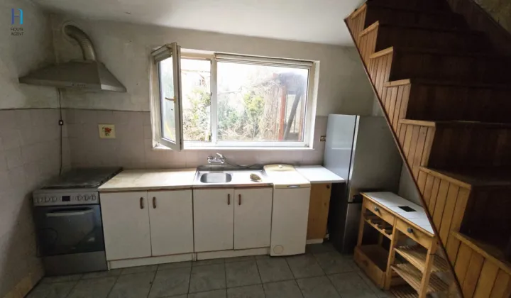 dom wolnostojący, 6 pokoi Łowicz, ul. Adama Mickiewicza