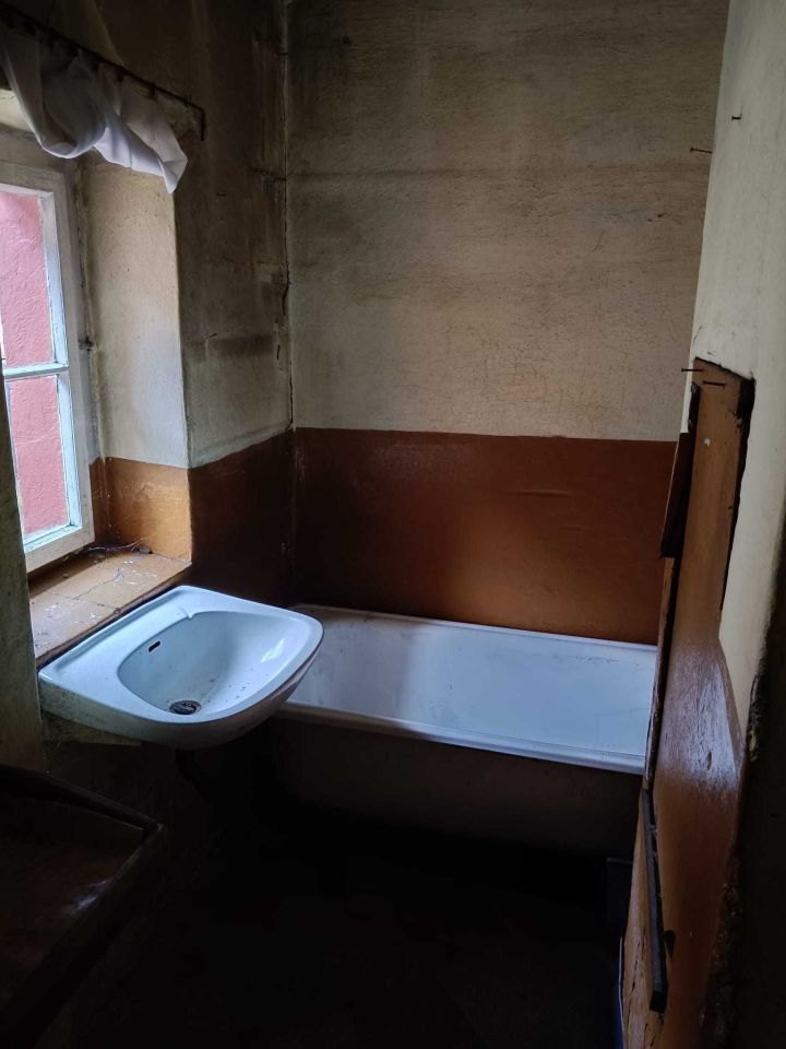 dom wolnostojący, 2 pokoje Zdziechowice. Zdjęcie 6