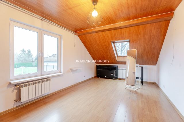 dom wolnostojący, 5 pokoi Kłokoczyn, ul. Wesoła. Zdjęcie 21