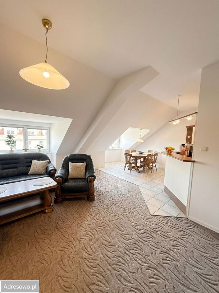 Mieszkanie 4-pokojowe Świdnica, ul. Ułańska. Zdjęcie 1