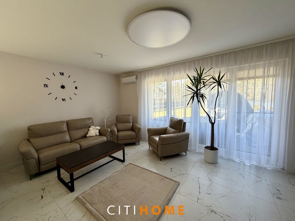 bliźniak, 5 pokoi Sobienie Biskupie. Zdjęcie 2