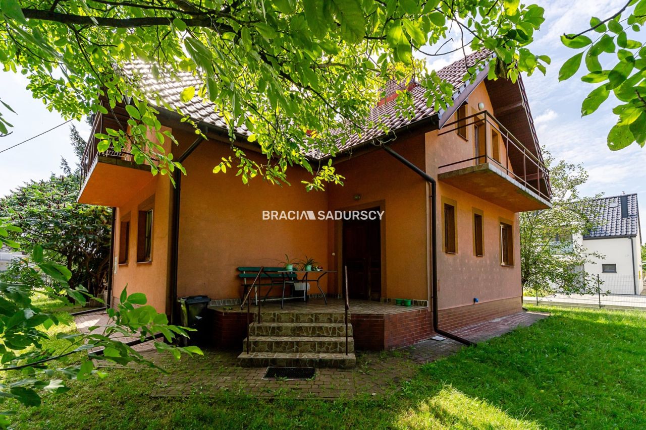 dom wolnostojący, 7 pokoi Kraków Podgórze, ul. Łutnia. Zdjęcie 13
