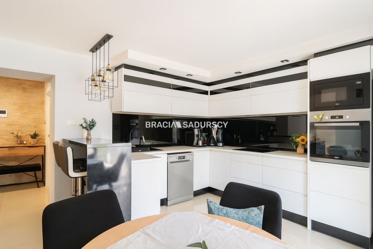 dom wolnostojący, 5 pokoi Kraków Swoszowice, ul. Poronińska. Zdjęcie 5