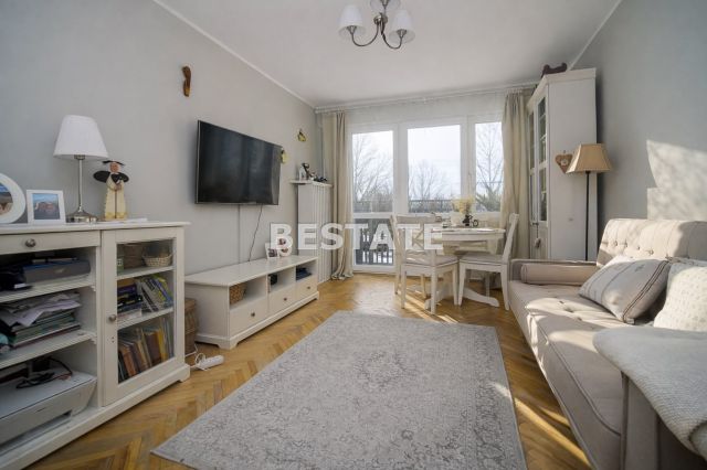 Mieszkanie 3-pokojowe Tarnów, ul. Burtnicza. Zdjęcie 1