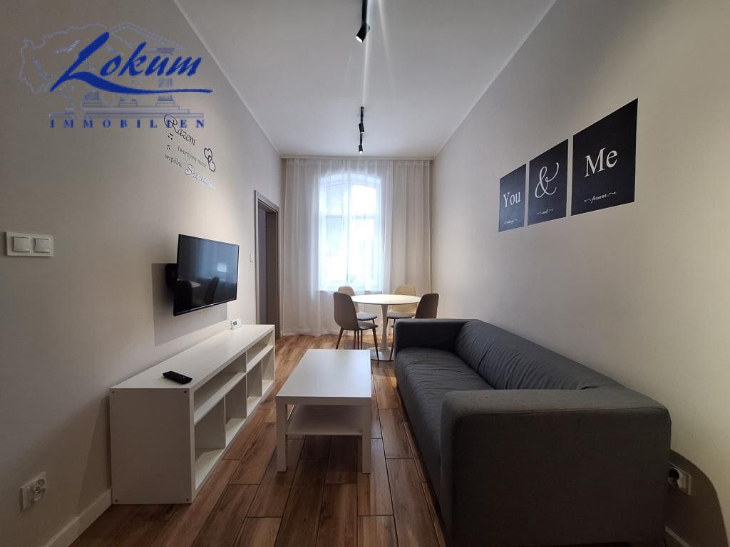 Mieszkanie 3-pokojowe Leszno, ul. Przemysłowa. Zdjęcie 2