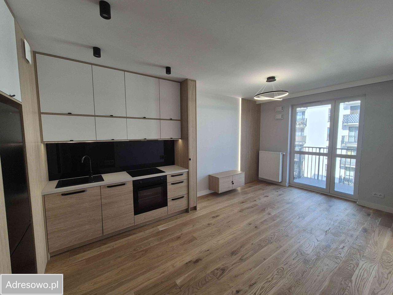 Mieszkanie 2-pokojowe Warszawa Rembertów, ul. Chełmżyńska. Zdjęcie 1