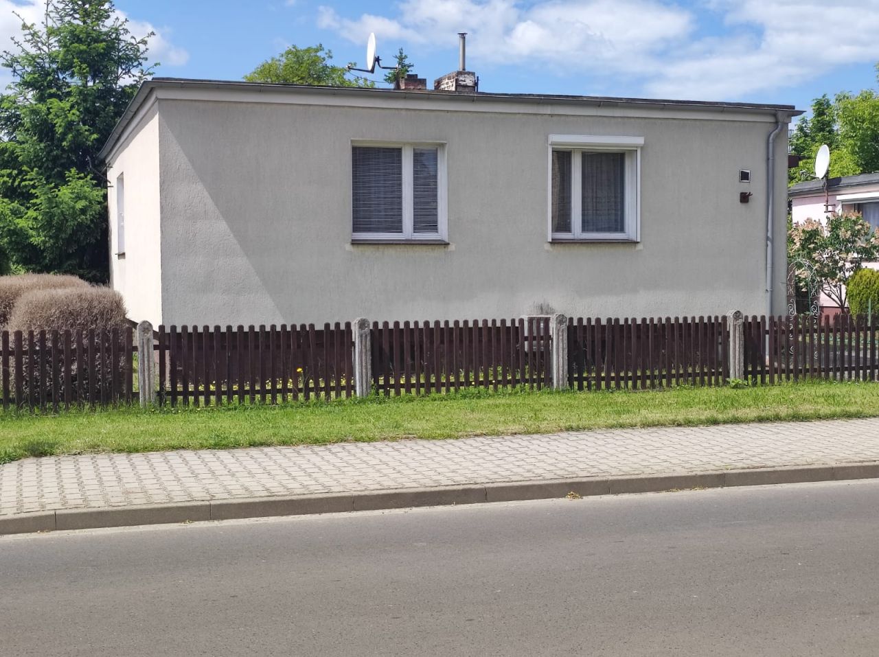 dom wolnostojący, 3 pokoje Zbąszynek, ul. Topolowa. Zdjęcie 1