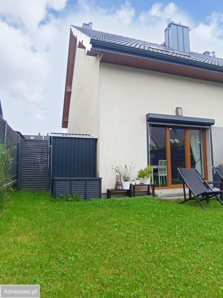 bliźniak, 3 pokoje Nowy Tuchom, ul. Wspólna