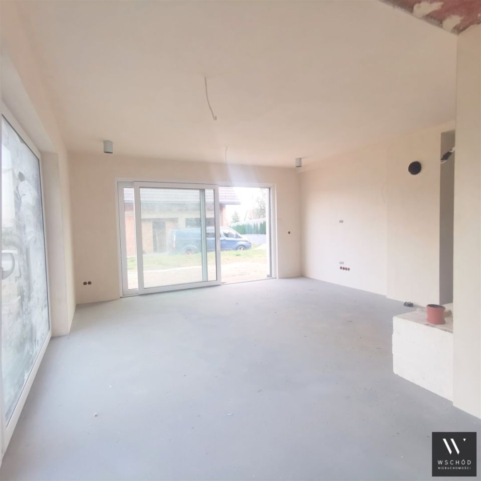 dom wolnostojący, 6 pokoi Radwanowice, ul. Szkolna. Zdjęcie 4