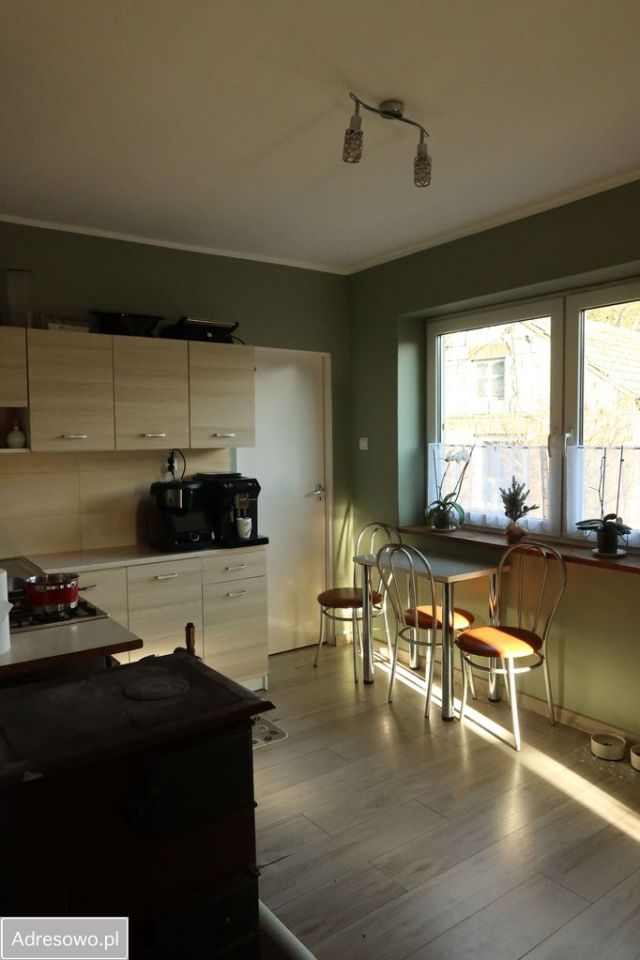 dom wolnostojący, 2 pokoje Chojny. Zdjęcie 12